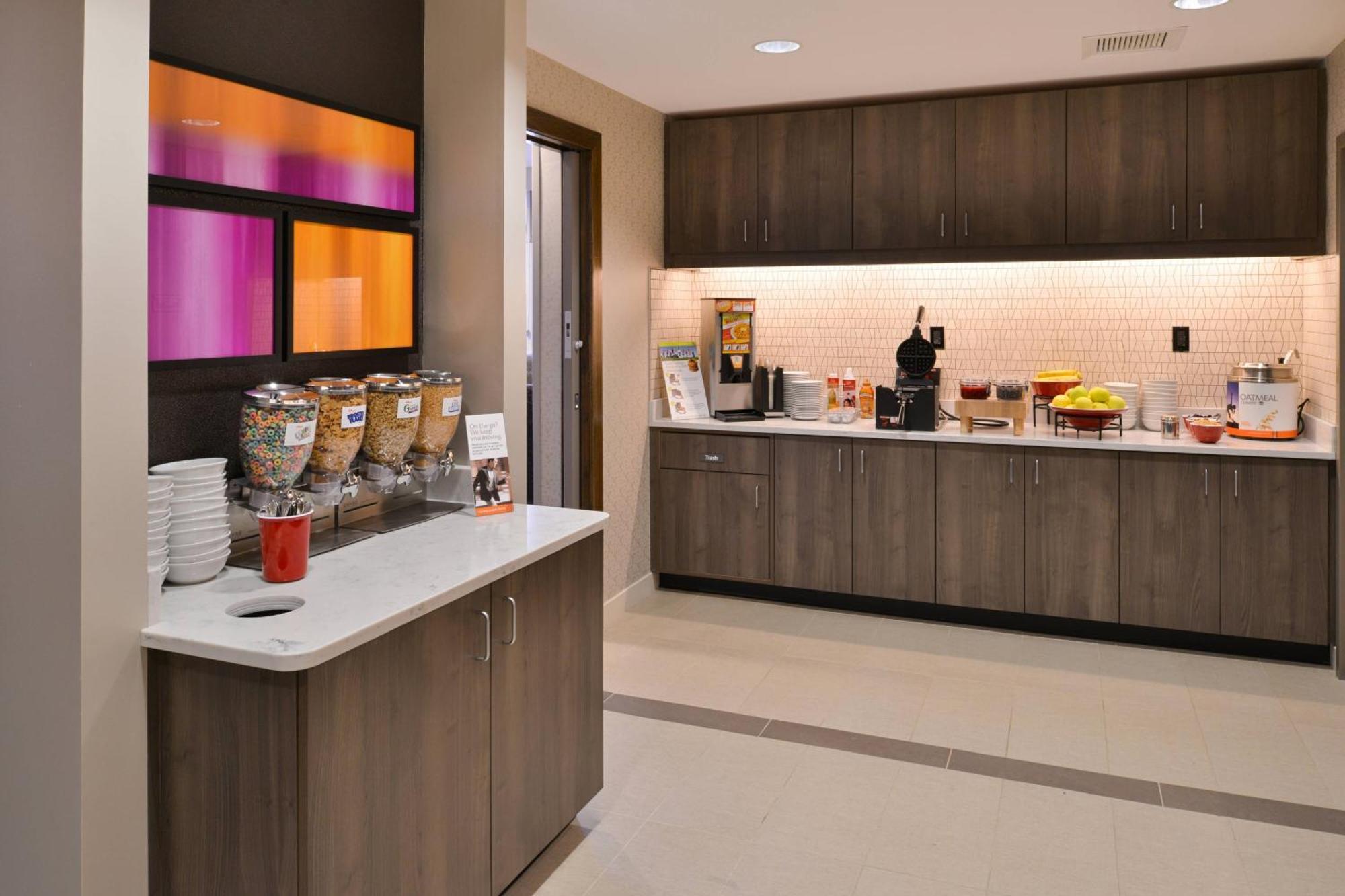 Residence Inn By Marriott East Lansing Buitenkant foto